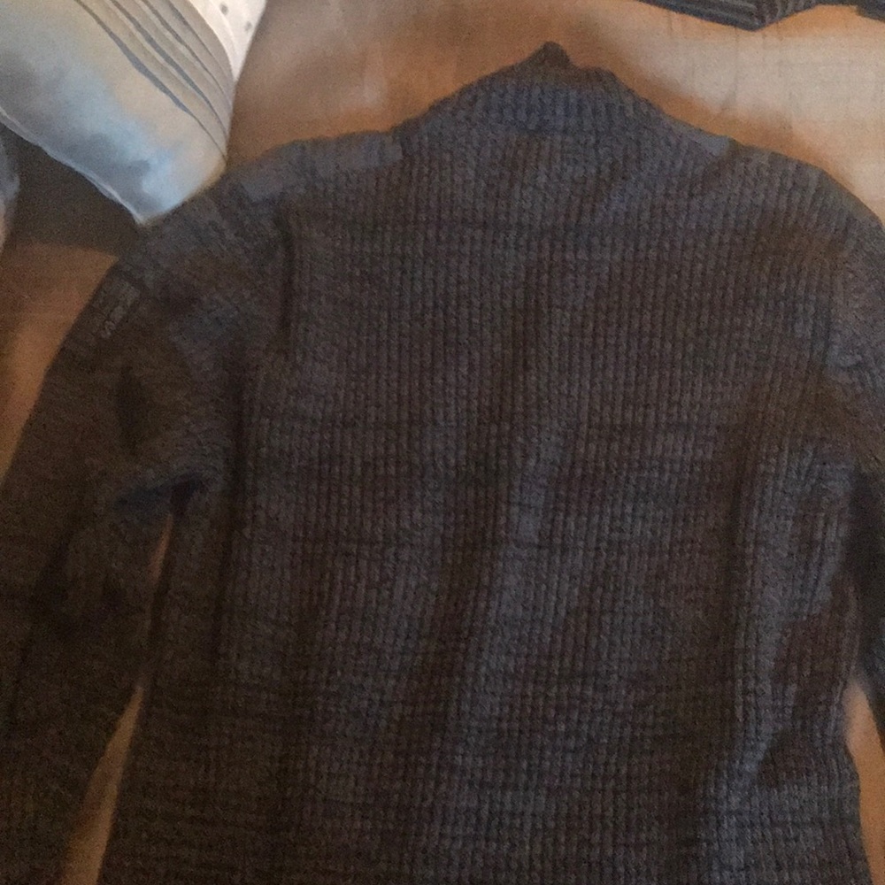 Men’s size large Calvin Klein sweater - Picture 2 of 3